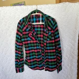 Urban groove plaid snap front long sleeve shirt with front pocket size M